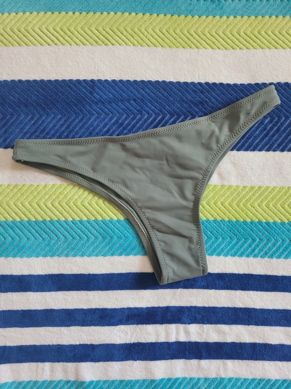 💗5/$25💗Women's Olive Green Bikini Bottom